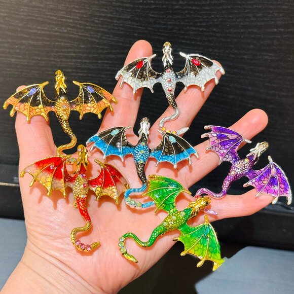 Brand New Green Flying Dragon Brooch Rhinestone Flying Dragon Pin - Picture 5 of 5